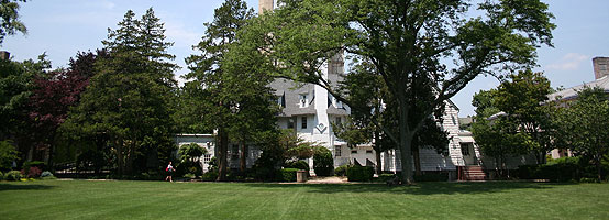 Hofstra Campus