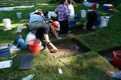 Public Archaeology Field School